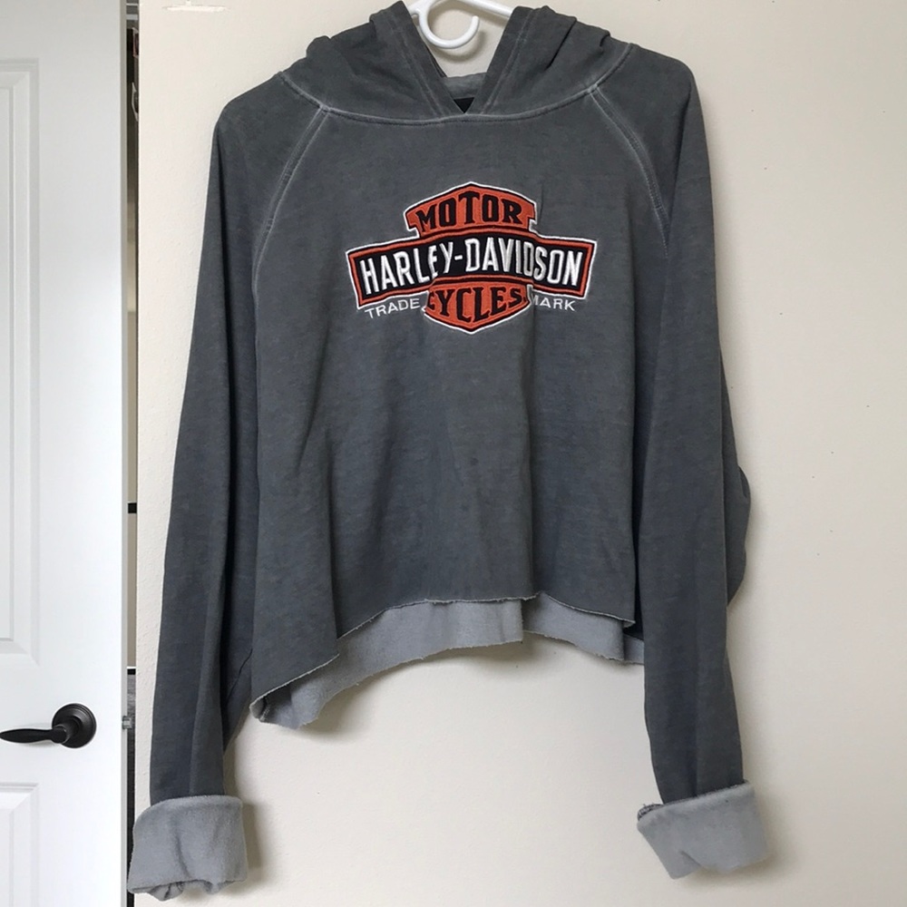 Cropped hoodie